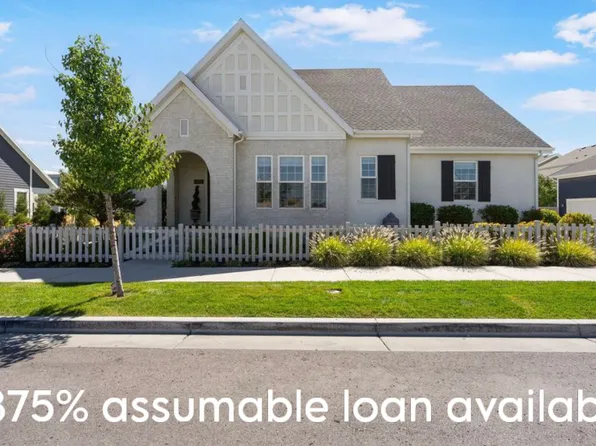 6373 W Moon Valley Dr, South Jordan, UT 84009