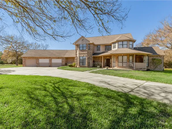 13562 Headwater Ln, College Station, TX 77845