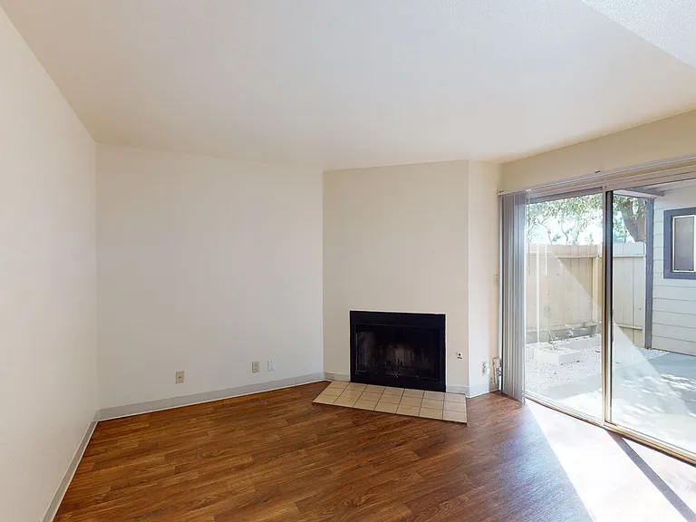 Pointe at Harden Ranch — Photo 33