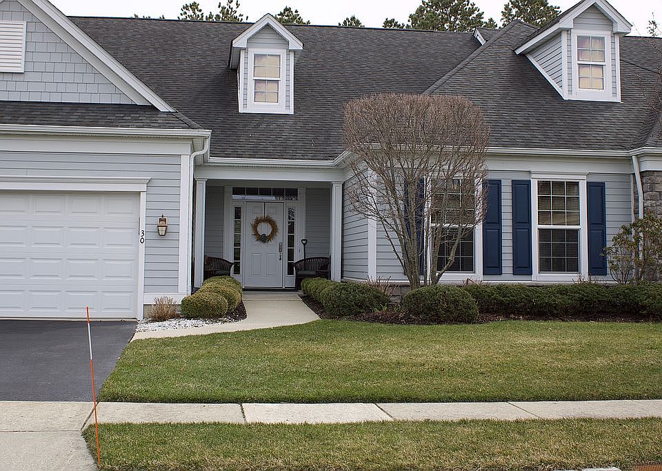 1st image of 30 Kimberly Dr