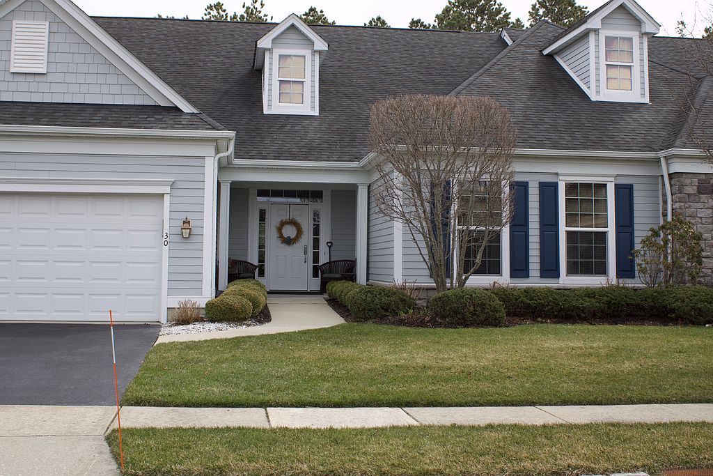 30 Kimberly Dr - Property Image