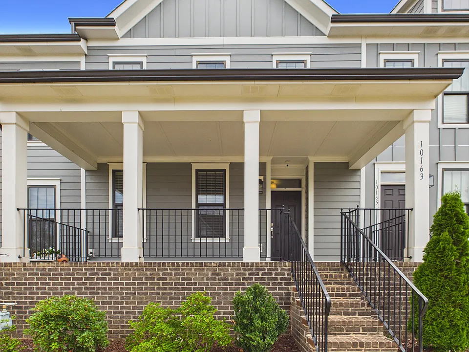 10163 Meeting House Dr NW
