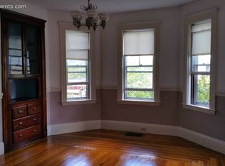 25 Hollis St #2, Cambridge, MA 02140