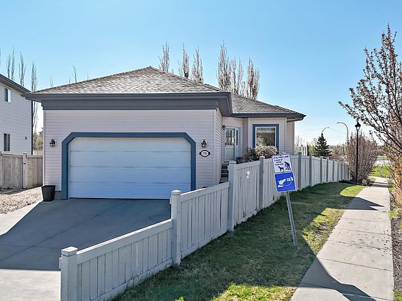 2nd image of 576 Glenwright Cres NW