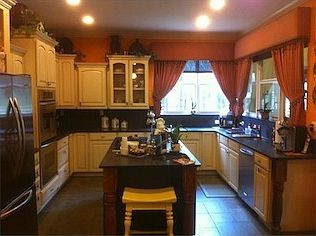 2nd image of 18190 SW 52nd Ln