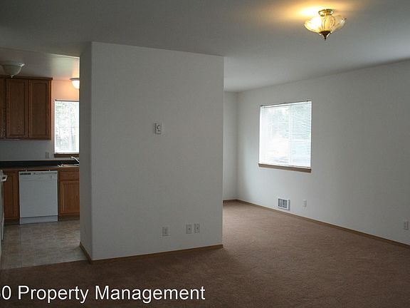 2nd image of 1342 NW Falls Creek Loop Unit 102