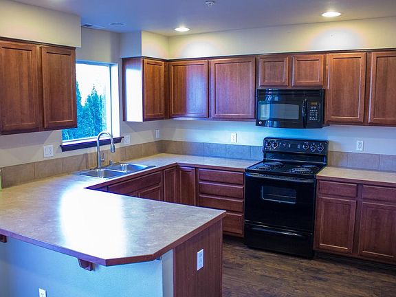 5th image of 17617 79th Avenue Ct E