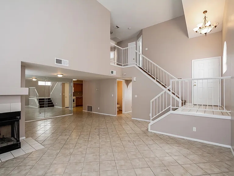1605 Fig Palm Ct — Photo 4