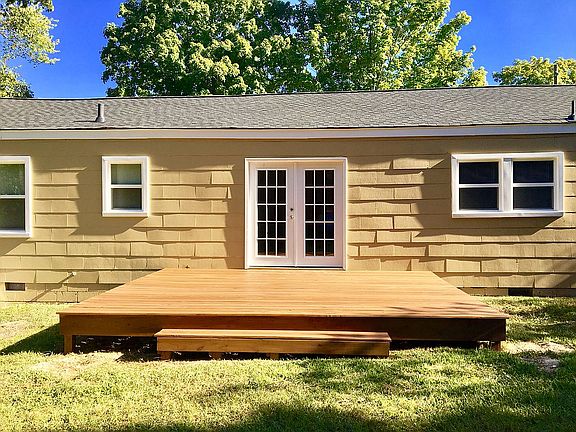 5th image of 3335 Black Oak Cir