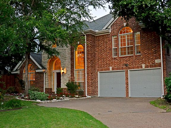 2nd image of 2618 Lakeforest Ct