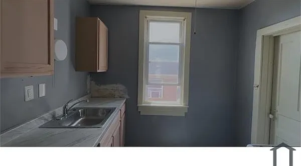 1434 N 37th St #2 — Photo 2