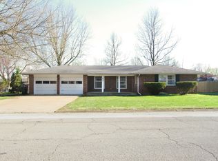 852 E Bedford St, Marshfield, MO 65706