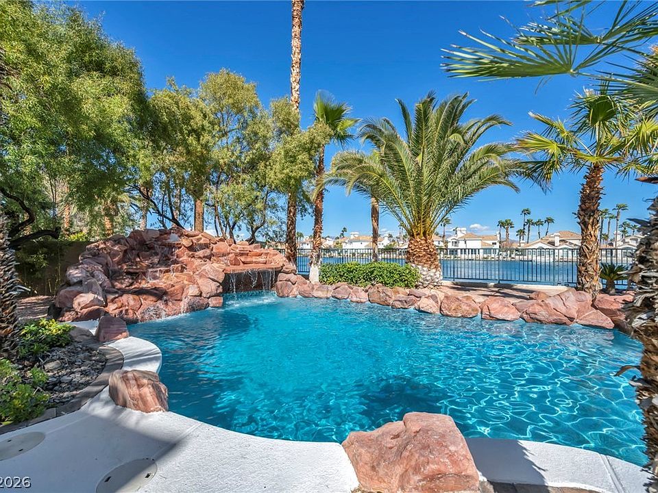 1st image of 2812 Sterling Cove Dr