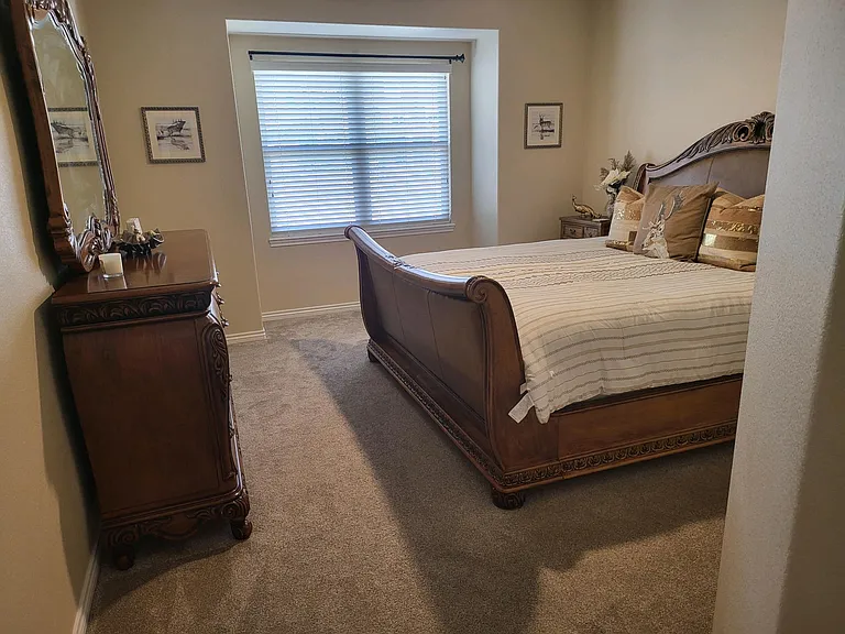 15883 Kansas Pacific Ct — Photo 8