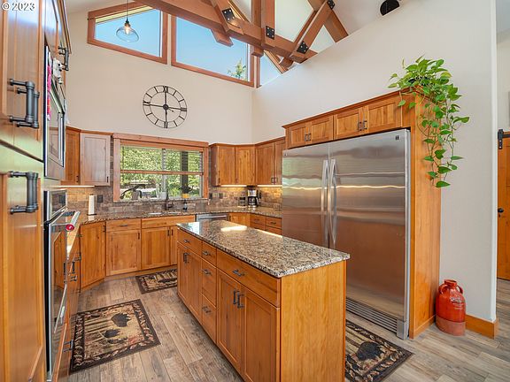 5th image of 2318 Old Garden Valley Rd