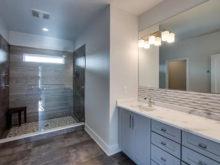 2153A Rock City St — Photo 13