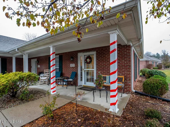 825 Garden Pointe Dr, Simpsonville, KY 40067