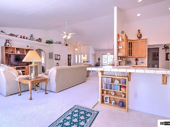 5th image of 1229 Sierra Vista Dr