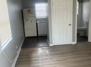 674 22nd Ave S #6, Saint Petersburg, FL 33705