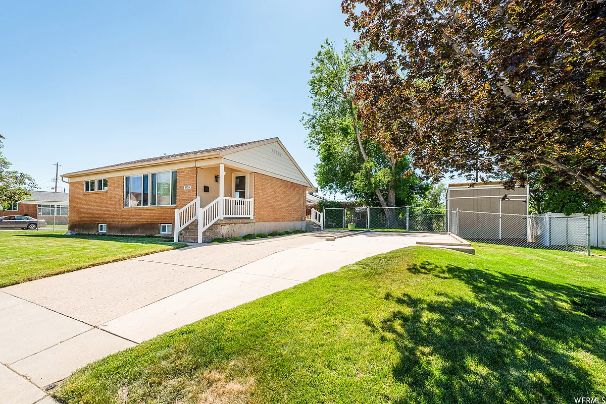 Building Photo - 4755 S 100 W