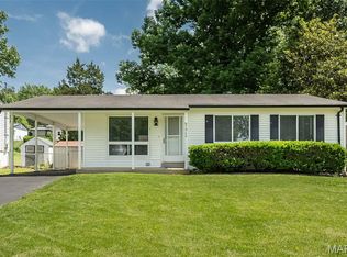 3060 Postport Ln, Maryland Heights, MO 63043