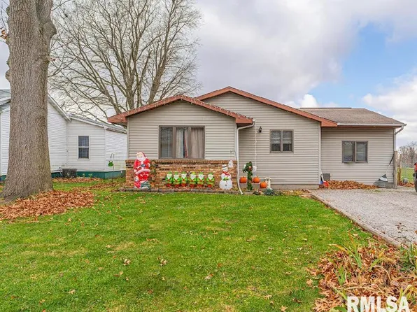 235 N Jefferson St, Lincoln, IL 62656