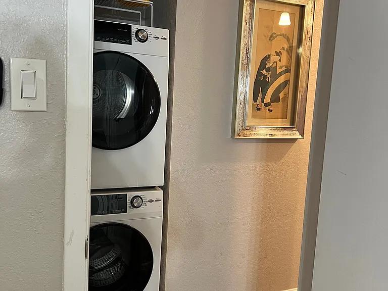168 Barilla Pl #202-B — Photo 19