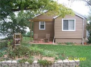 1122 Sunset Dr, East Peoria, IL