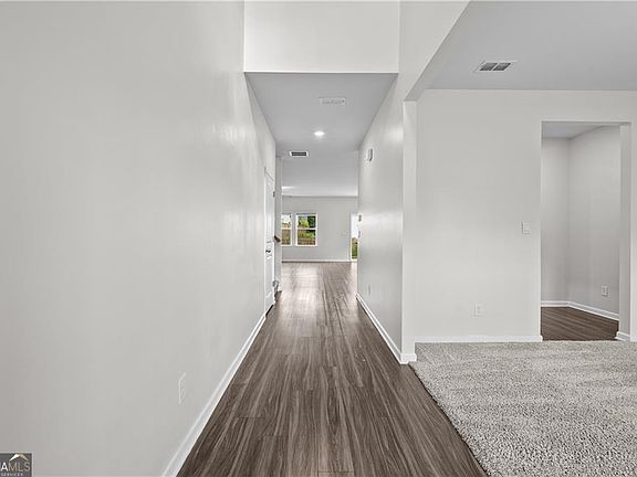 4th image of 5947 Green Ash Ct