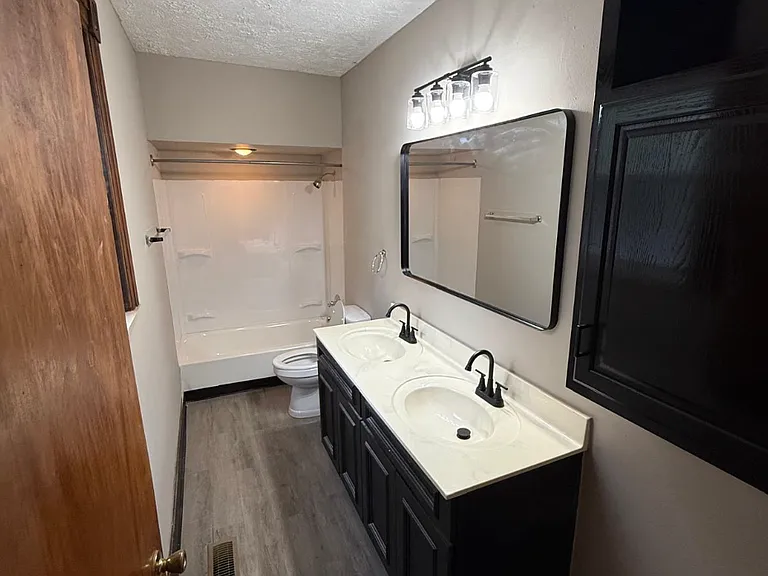 113 Park Dr — Photo 10