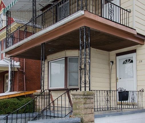 2nd image of 1852 Niagara Ave