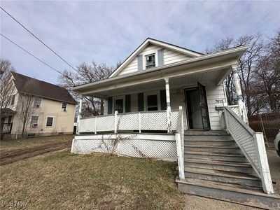 7615 Aetna Rd, Cleveland, OH, 44105