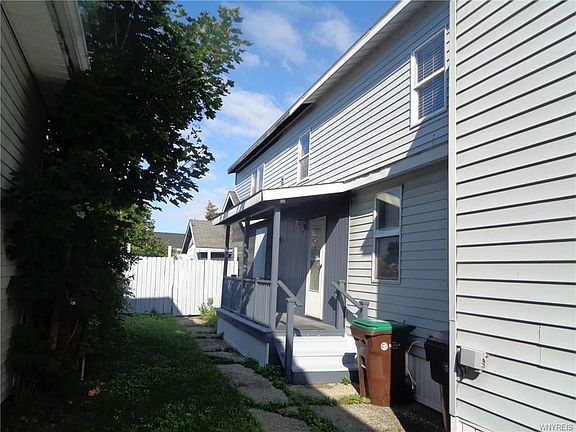 2nd image of 26 Atlantic Ave