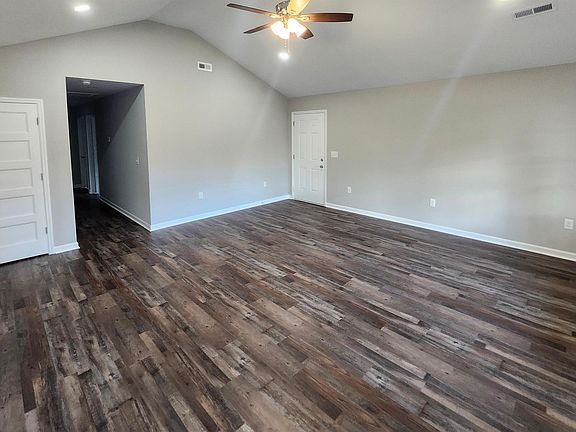 3rd image of 408 A Blountsville St
