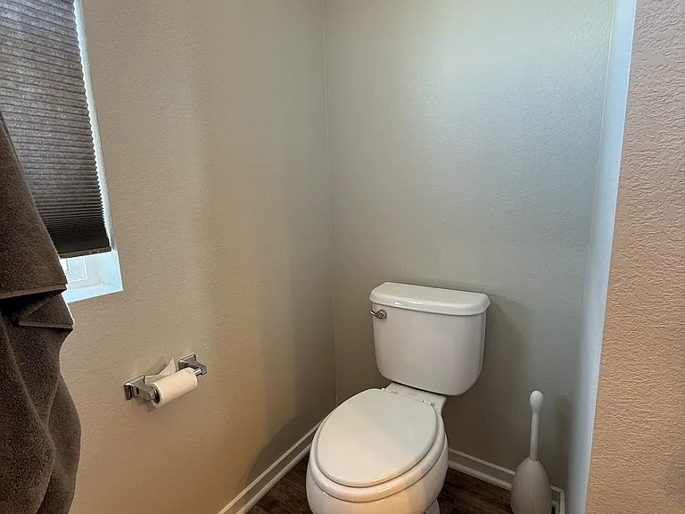 10024 Hough Point — Photo 31