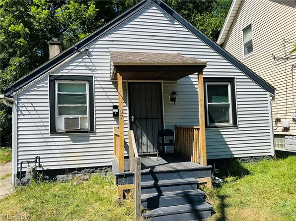 9407 Benham Ave, Cleveland, OH 44105