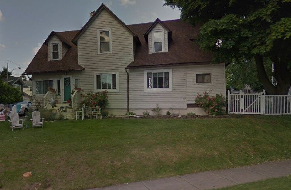 1st image of 261 Beach Ave #2