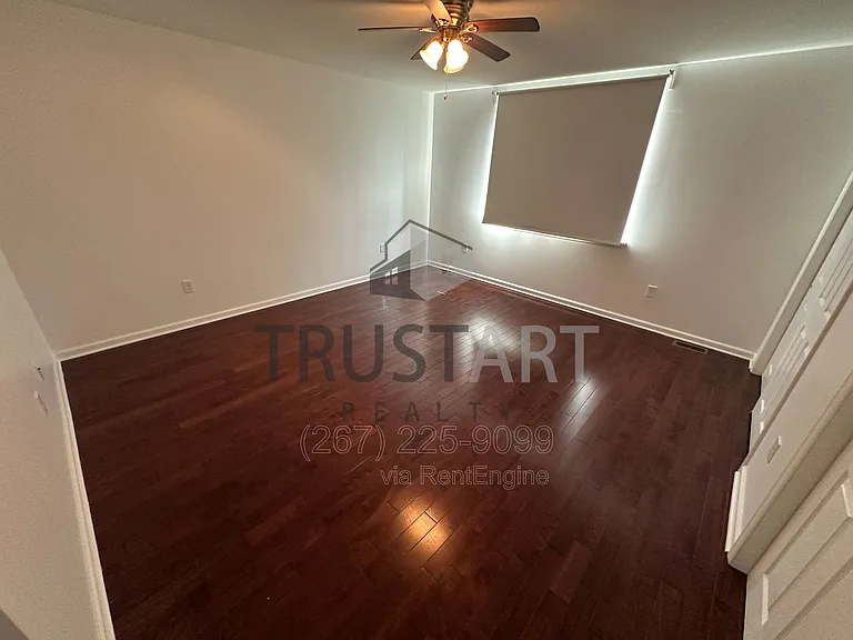 1816 N Front St #1-B — Photo 9