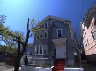 67 Bergen St, Providence, RI 02908
