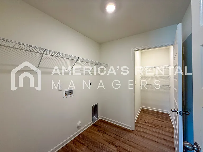 18584 Caffee Dr — Photo 14