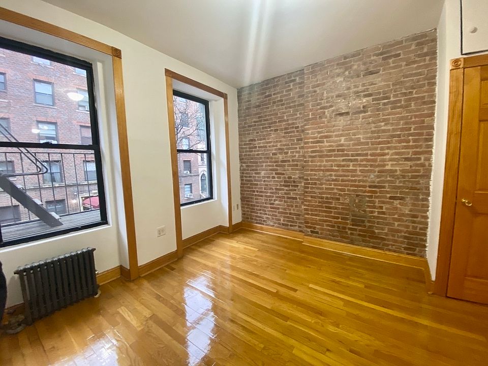 1st image of 415 W 44th St #66