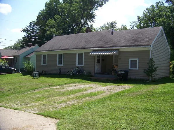 1015 Lynwood Dr, Rolla, MO 65401