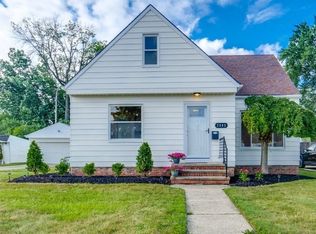2805 Lincoln Ave, Parma, OH