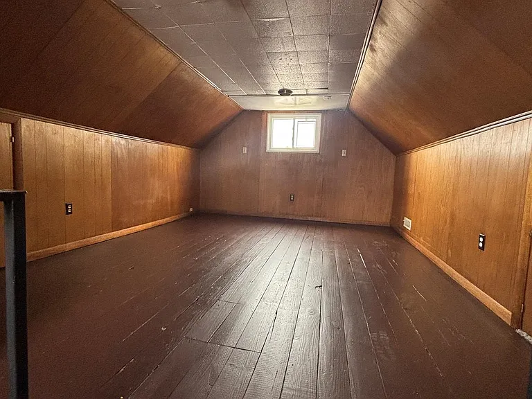 18603 Arrowhead Ave — Photo 13