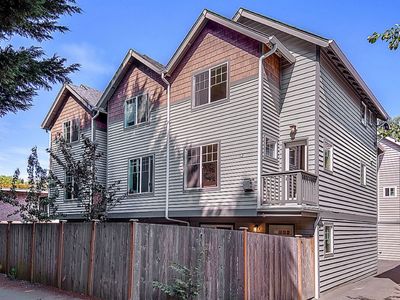 12331 28th Ave NE, Seattle, WA, 98125