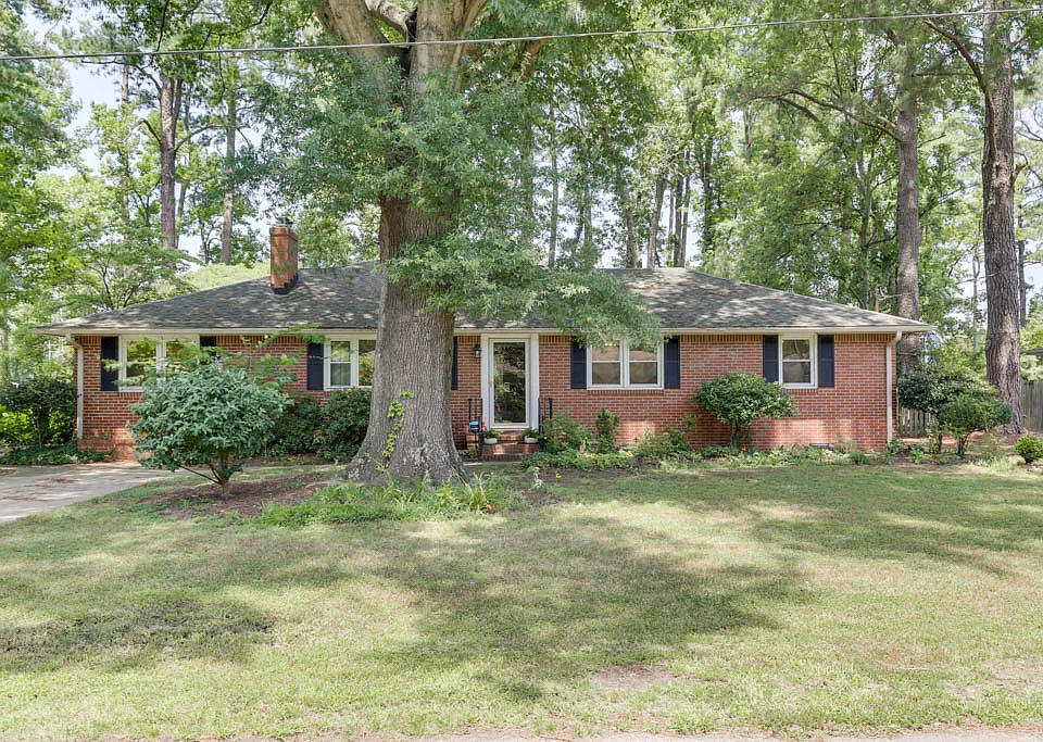 132 Causeway Dr
