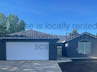 1021 Monterra Ln, Redding, CA 96002