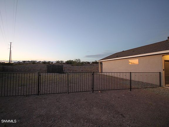3rd image of 3057 Agua Ladoso Ave