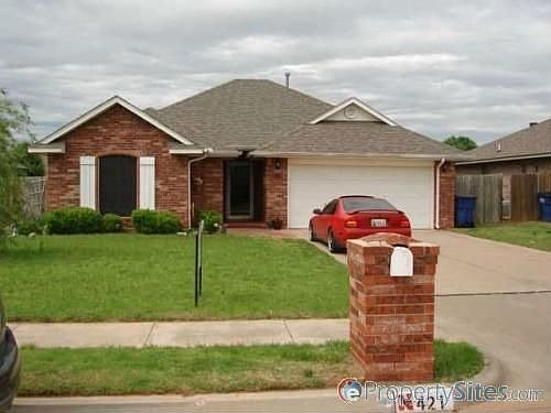 1st image of 421 W Strasburg Way