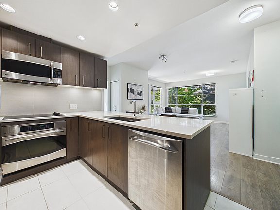 2nd image of 5983 Gray Ave #213